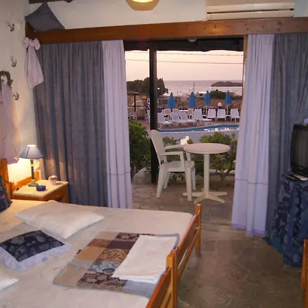 Apartment Amnissos Villas